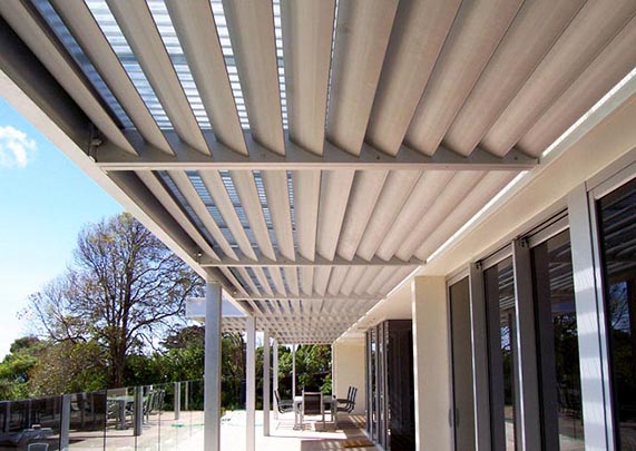 lam-chắn-nắng-hinh-thoi (3)